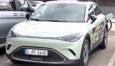 Pajak gratis untuk kendaraan listrik berbasis baterai atau battery electric vehicle (BEV) resmi berakhir. Foto. Wikipedia Otomotif. 