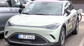 Pajak gratis untuk kendaraan listrik berbasis baterai atau battery electric vehicle (BEV) resmi berakhir. Foto. Wikipedia Otomotif. 