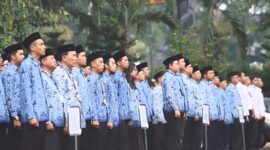Pemerintah memastikan pencairan gaji ke-13 bagi aparatur sipil negara (ASN) akan dilakukan pada Juni 2026.Kepastian tersebut tertuang dalam Peraturan Pemerintah Nomor 9 Tahun 2026.