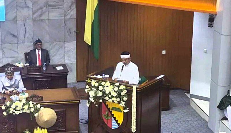 Pemprov Jawa Barat dorong pembangunan sejumlah danau retensi di Kabupaten Bandung sebagai langkah pengendalian banjir yang kerap melanda. 