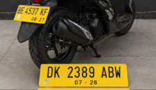 Pemerintah Provinsi Jawa Barat menghadirkan kemudahan baru dalam proses pembayaran pajak kendaraan bermotor dengan menyederhanakan persyaratan administrasi bagi wajib pajak. Foto Ilustrasi. 