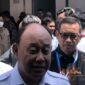 Kepala Badan Gizi Nasional (BGN), Dadan Hindayana, mengakui pihaknya menerima banyak protes terkait besaran gaji petugas dapur yang dinilai lebih tinggi dibandingkan pendapatan guru honorer.