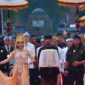 Kirab Budaya Mahkota Binokasih yang berkeliling ke sejumlah daerah di Jawa Barat.