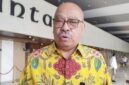 Ketua Fraksi Golkar di MPR RI, Melchias Markus Mekeng, menegaskan agar pendanaan program Makan Bergizi Gratis (MBG) tidak diambil dari anggaran pendidikan dalam Anggaran Pendapatan dan Belanja Negara (APBN).