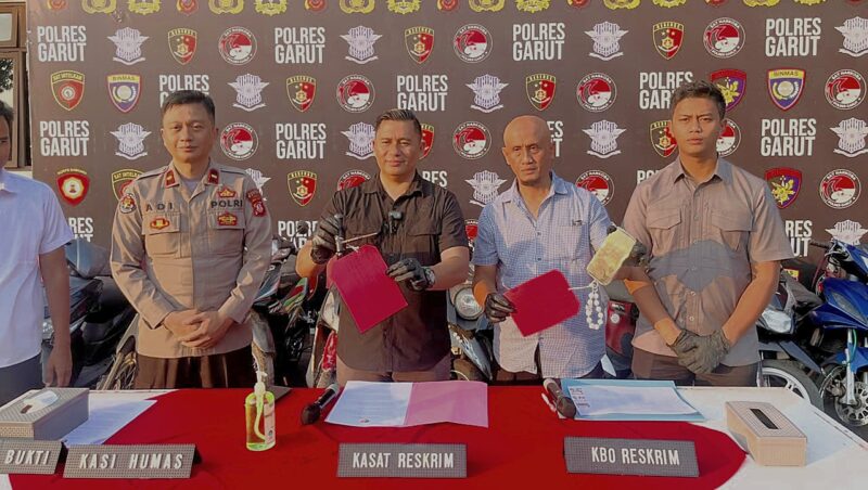 Satreskrim Polres Garut berhasil menangkap seorang pelaku pencurian kendaraan bermotor (curanmor) yang masuk dalam Daftar Pencarian Orang (DPO).