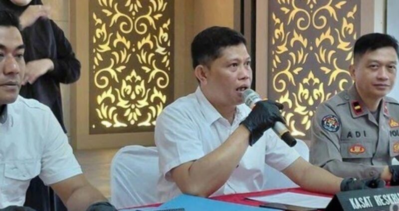 mantan kepala desa (kades) di Kabupaten Garut, Jawa Barat, harus mendekam di balik jeruji besi setelah terbukti menyelewengkan Anggaran Dana Desa (ADD).