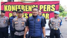 Satreskrim Polres Banjar berhasil membekuk dua pelaku pencurian kendaraan bermotor (curanmor) serta mengungkap sejumlah kasus yang meresahkan masyarakat.