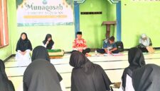Madrasah Muhamadiyah kembali menggelar agenda tahunan Munaqosah Tahfidz Al-Qur’an, sebagai bentuk evaluasi sekaligus penguatan kualitas hafalan para santri. 