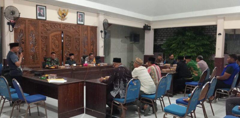 Forkopimcam Sugio menggelar rapat koordinasi mendesak pada Rabu malam, 17 Juni 2026, pukul 18.30 WIB di Pendopo Kecamatan.