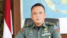 Panglima TNI Jenderal Agus Subiyanto resmi menyetujui pengunduran diri Mayjen Trenggono dari dinas militer.