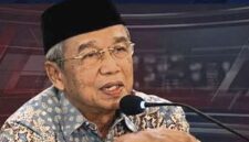 Ketua Pimpinan Pusat Muhammadiyah, , mengusulkan agar program Makan Bergizi Gratis (MBG) dihentikan sementara untuk dilakukan evaluasi menyeluruh. 