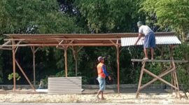 Kepedulian dan semangat gotong royong kembali ditunjukkan warga RT 01 Dusun Babatan, Desa Sekarbagus, Kecamatan Sugio, Kabupaten Lamongan.