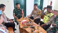 memperkuat sinergitas dan soliditas antarinstansi, Kapolsek Cisalak AKP Endang Pirtana, S.Pd., bersama Kapolsek Tanjungsiang IPDA Alimansyah NS, CHRA., CPHR., melaksanakan silaturahmi ke Markas Koramil (Mako) 0505 Cisalak/Tanjungsiang, Selasa (14/7/2026).