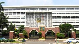 Korupsi MBG makin meluas, tersangka kini bertambah jadi tujuh orang. 